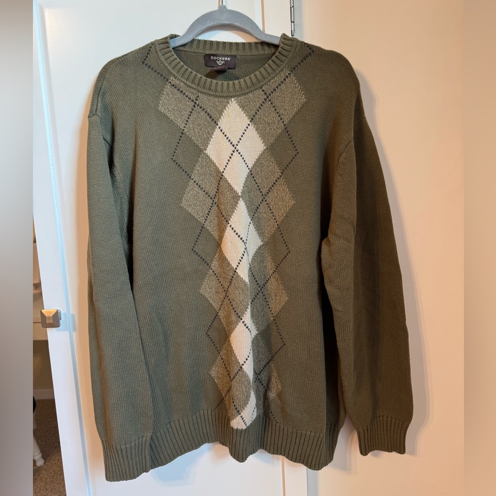 Dockers Men's Green Argyle Crewneck Sweater